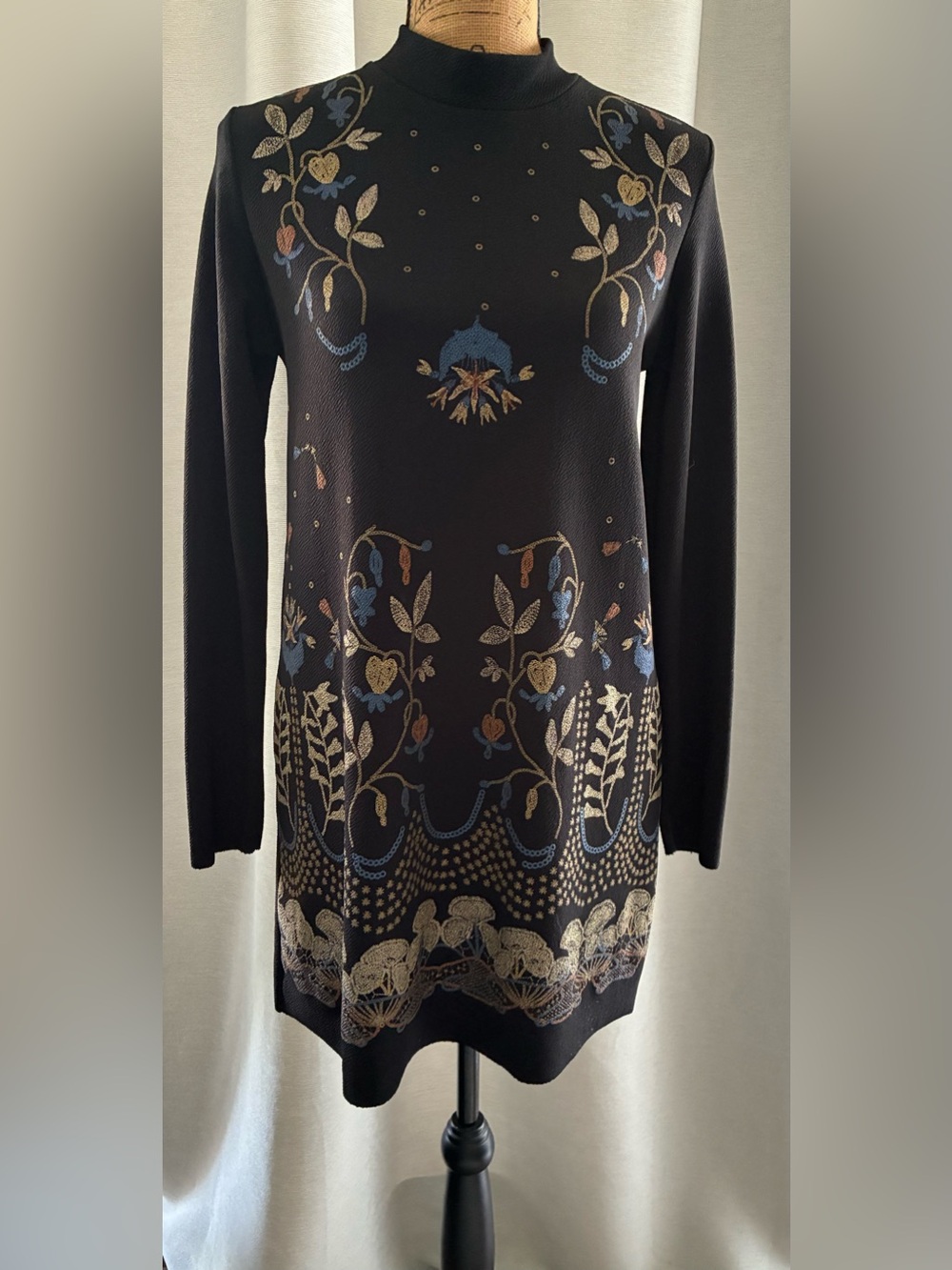 Zara Black Long-Sleeve Tunic Dress with Blue and Gold Floral Motifs - Picture 2 of 7